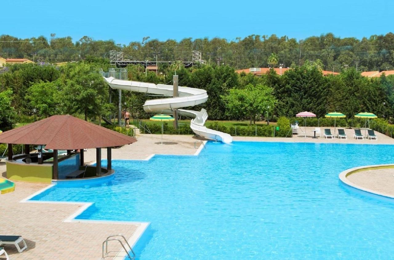 Pizzo Beach Club Apartment Bagian luar foto