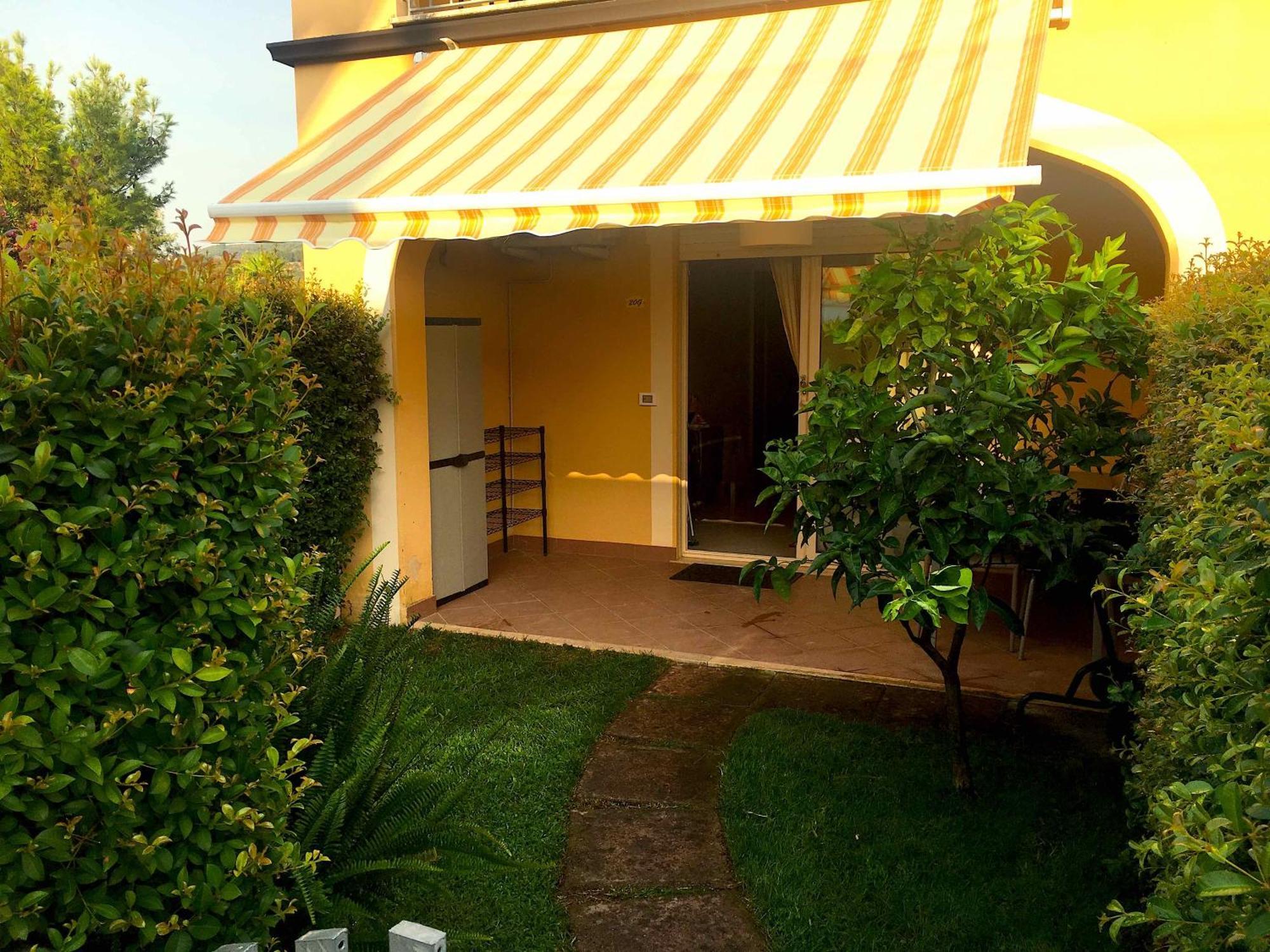 Pizzo Beach Club Apartment Bagian luar foto