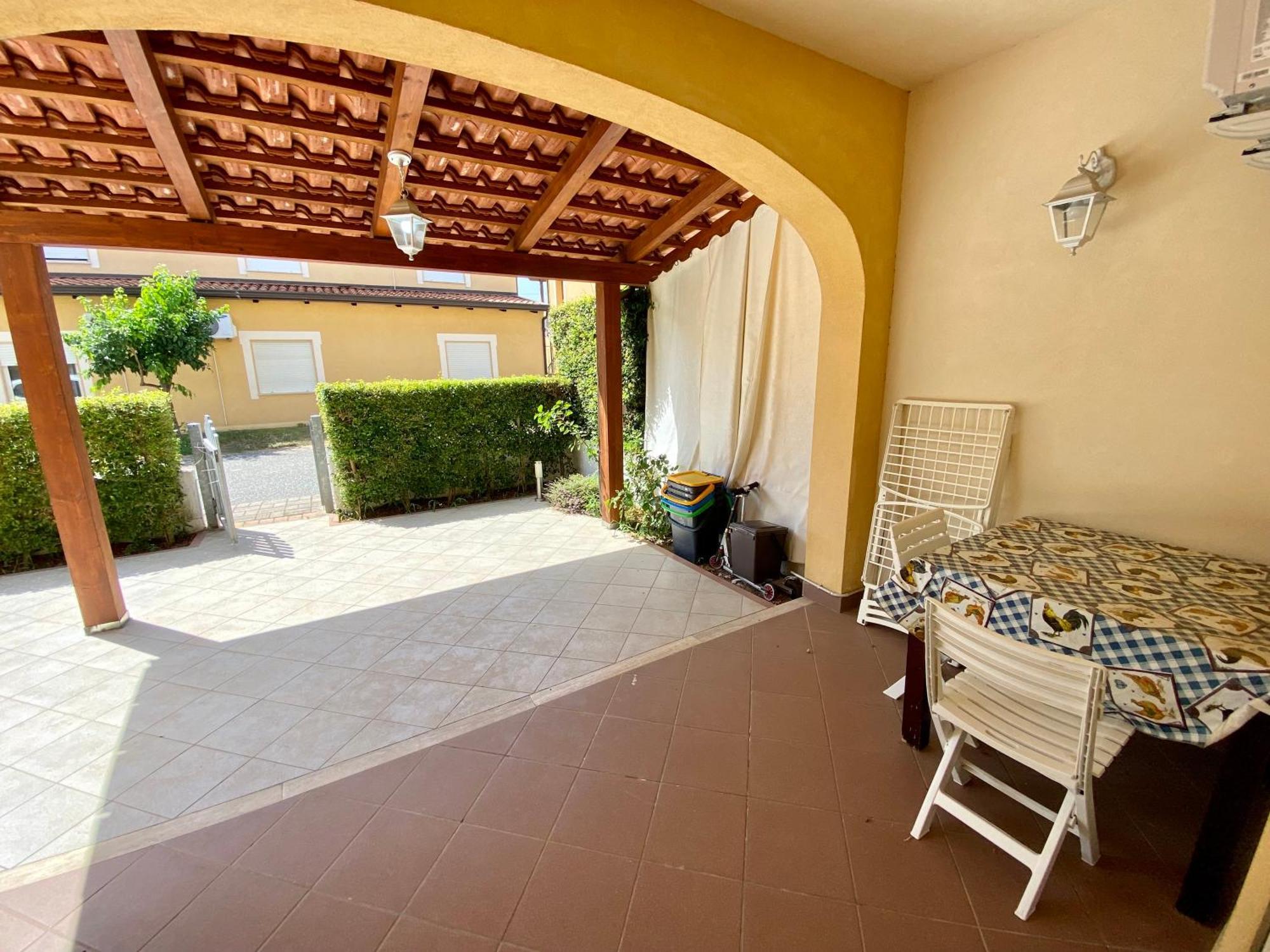 Pizzo Beach Club Apartment Ruang foto
